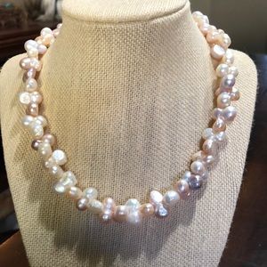 17” pink mother of pearl necklace
